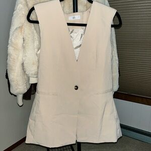 Talulah Cream Sleeveless Vest